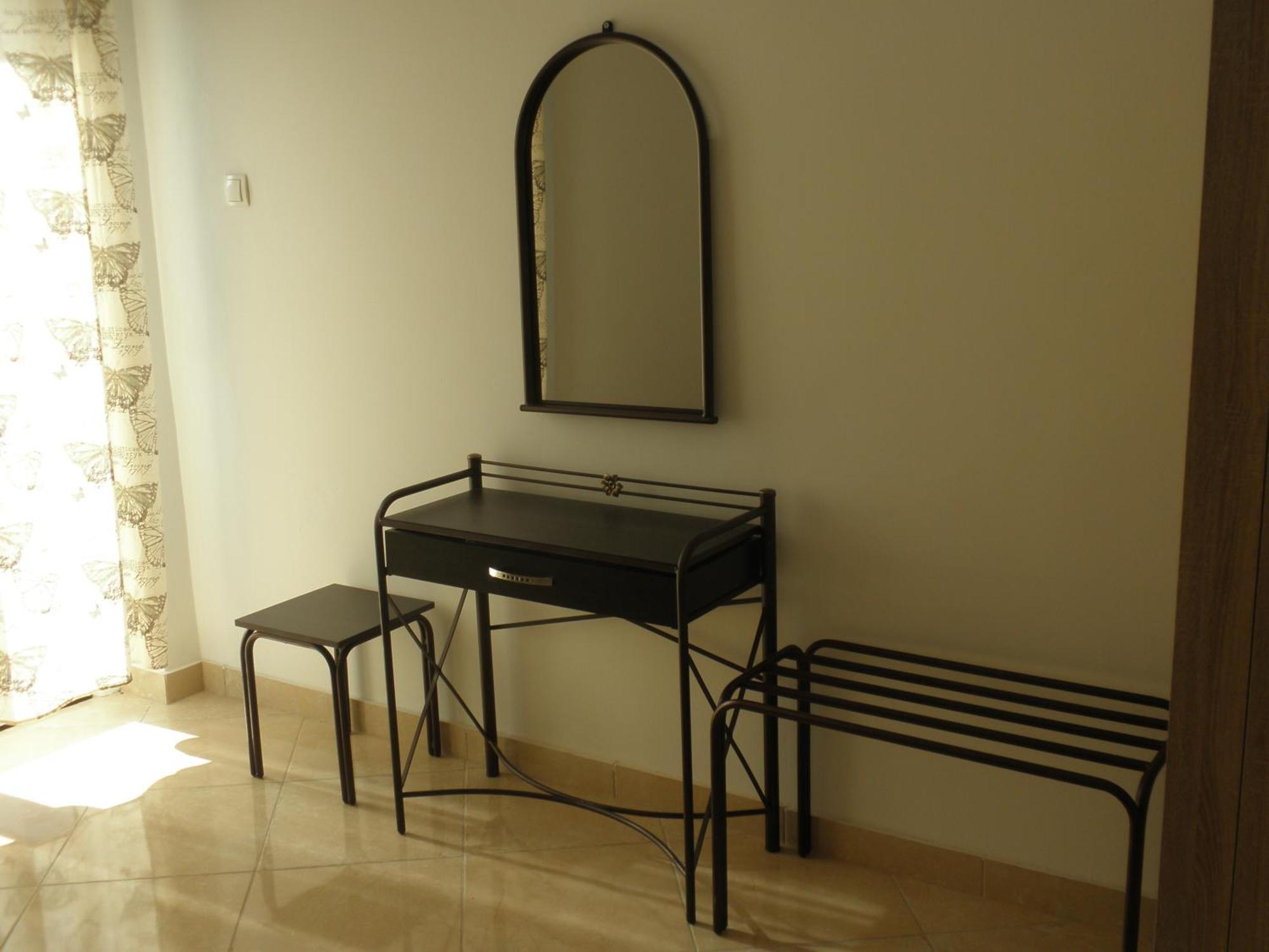 Nikolakakis Rooms Lavrio Ruang foto