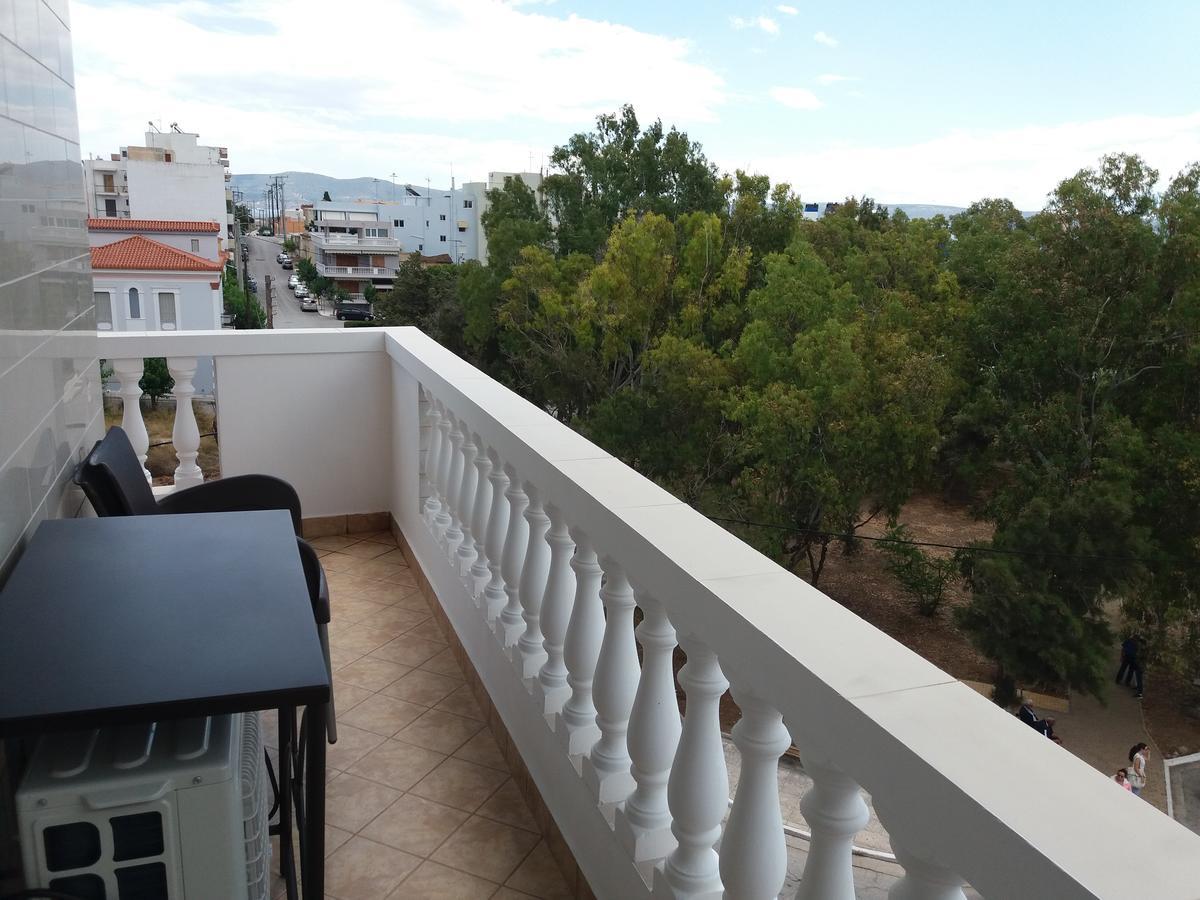 Nikolakakis Rooms Lavrio Bagian luar foto