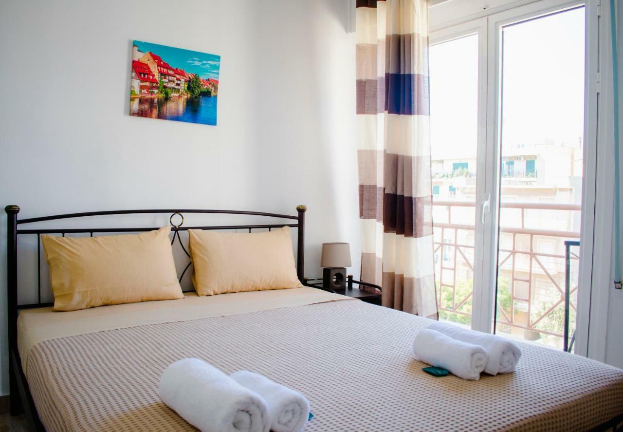 Nikolakakis Rooms Lavrio Bagian luar foto